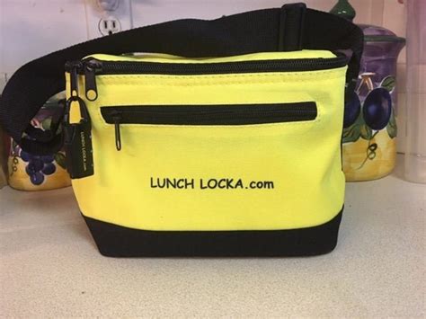 lunch bag with combination lock